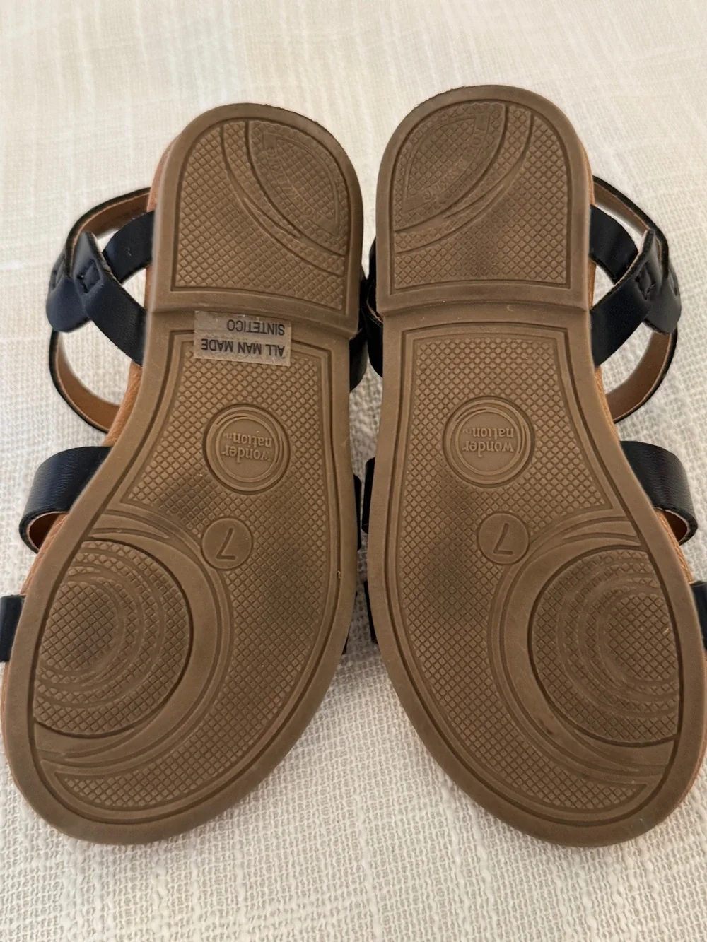 wonder nation Black Strappy Girls' Sandals